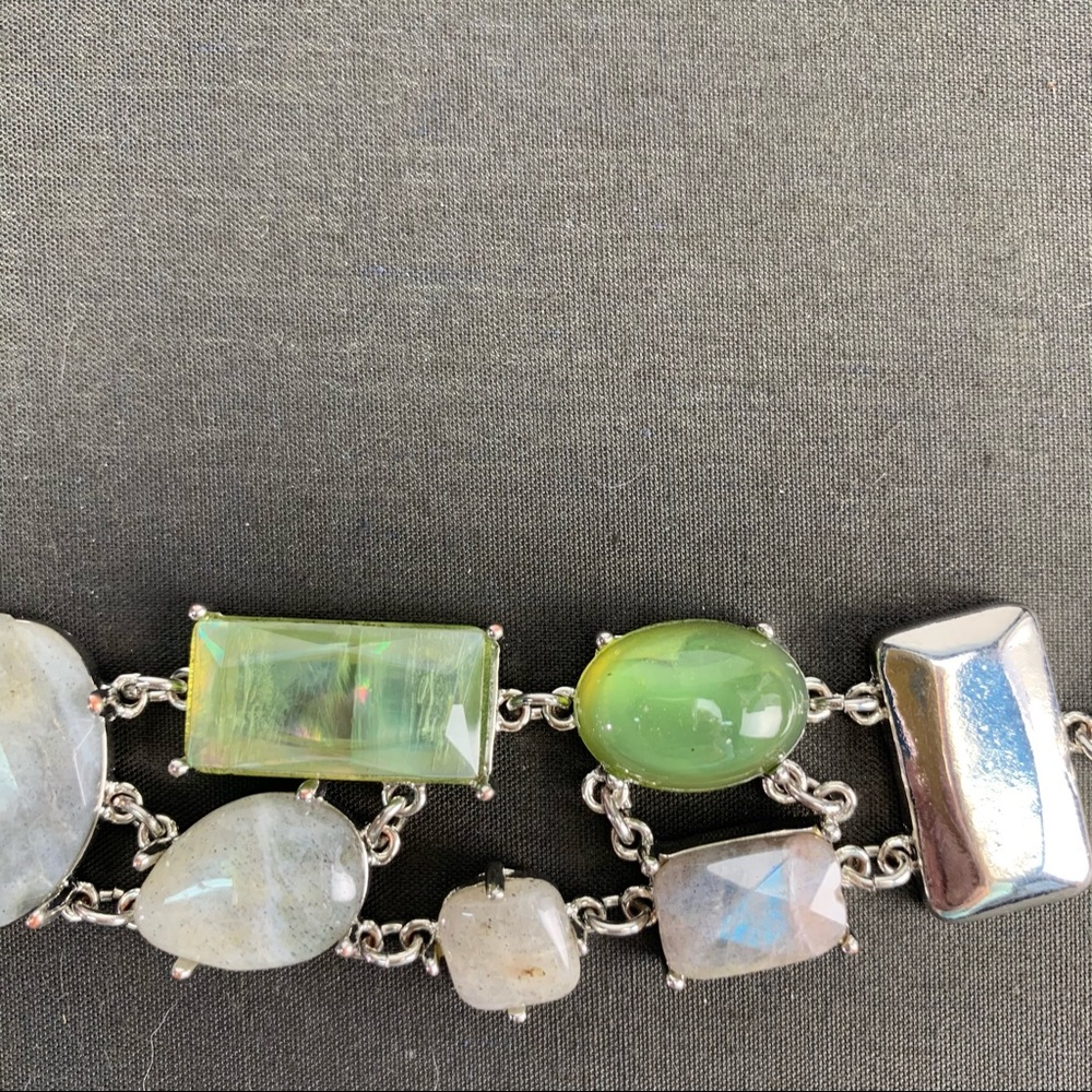 Chico’s Labradorite & Faux Shell Bracelet - Picture 5 of 7